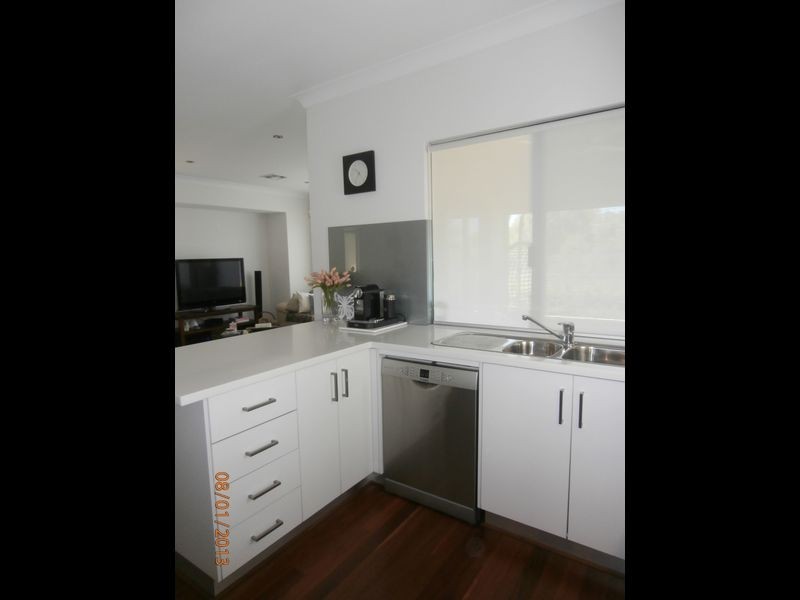 14 Francois Lane, Munster WA 6166