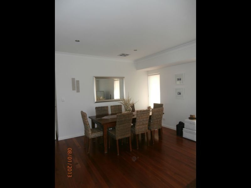 14 Francois Lane, Munster WA 6166