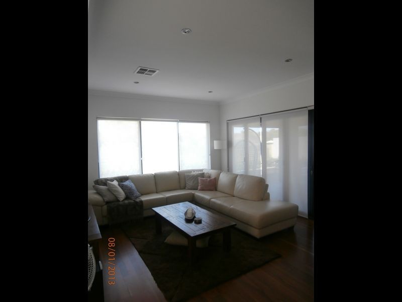 14 Francois Lane, Munster WA 6166