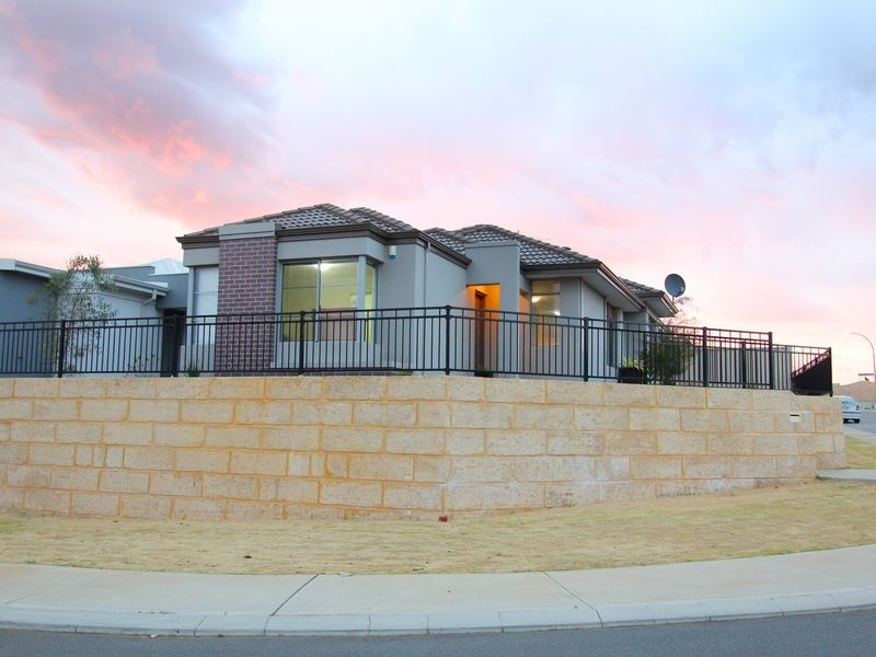 12 / 3 Andy Zuvela Road, Beeliar WA 6164