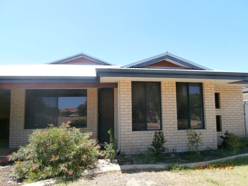 6 Avon Crescent, Atwell WA 6164