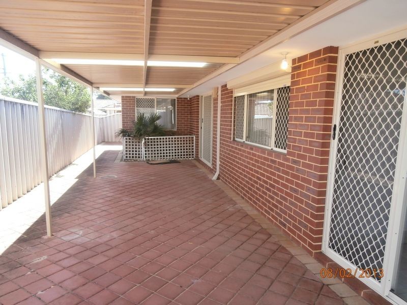 2 / 32 Frederick Road, Hamilton Hill WA 6163