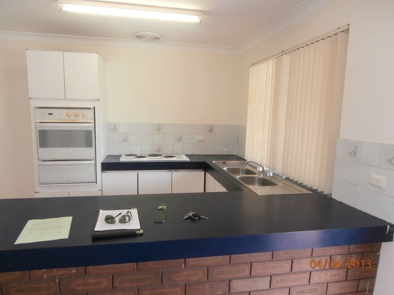 94 Cambridge Crescent, Cooloongup WA 6168