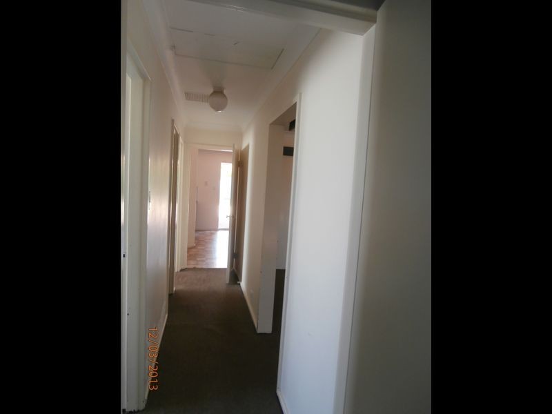 94 Cambridge Crescent, Cooloongup WA 6168