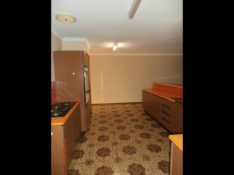 5 Hobley Way, Spearwood WA 6163