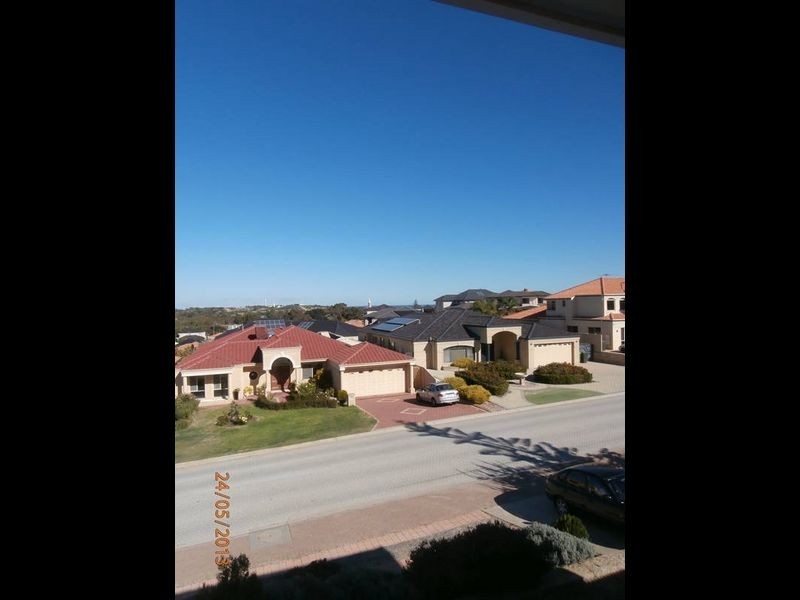 35 Fairbairn Road, Coogee WA 6166