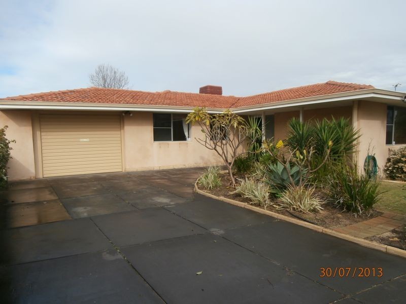 33 Freeth Road, Spearwood WA 6163