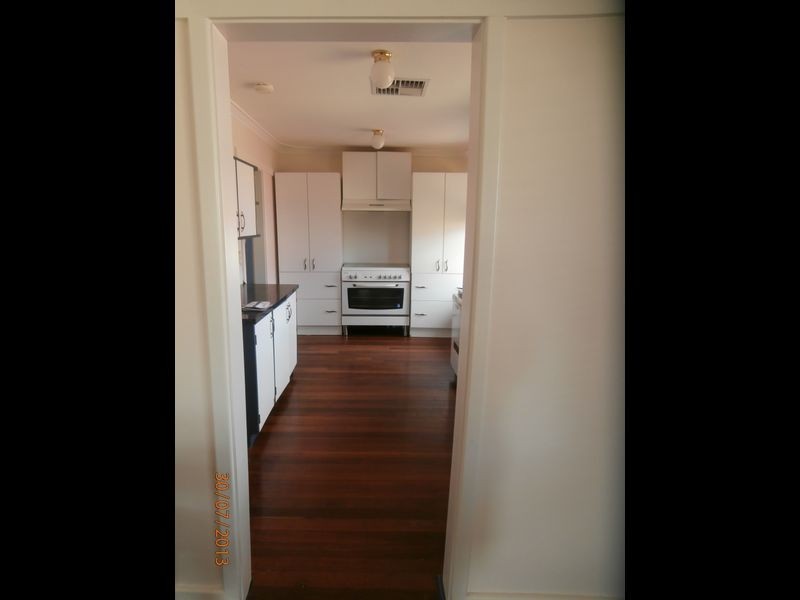 33 Freeth Road, Spearwood WA 6163