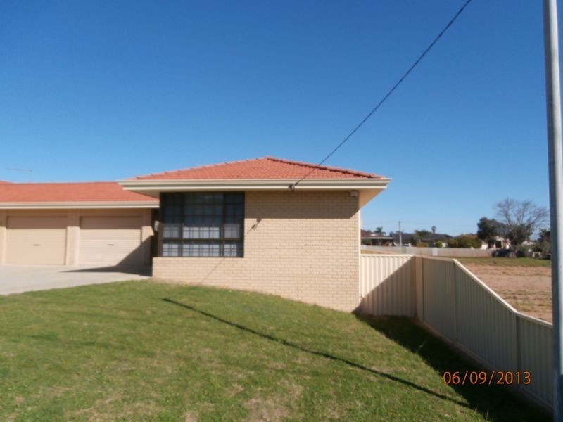 21a Phoenix Road, Spearwood WA 6163