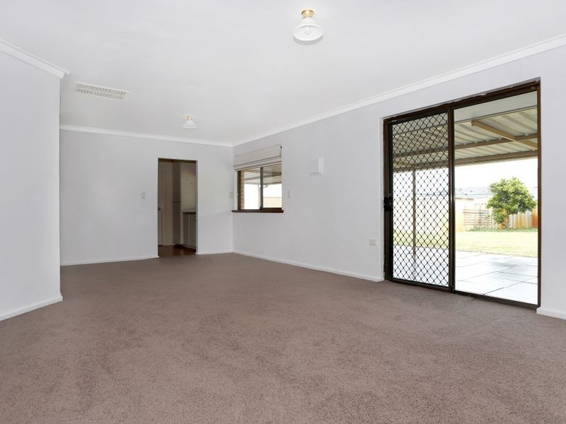 19 Honeysett Court, Hamilton Hill WA 6163