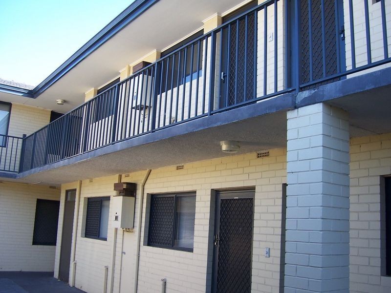 15 / 30 Lorraine Place, Hamilton Hill WA 6163