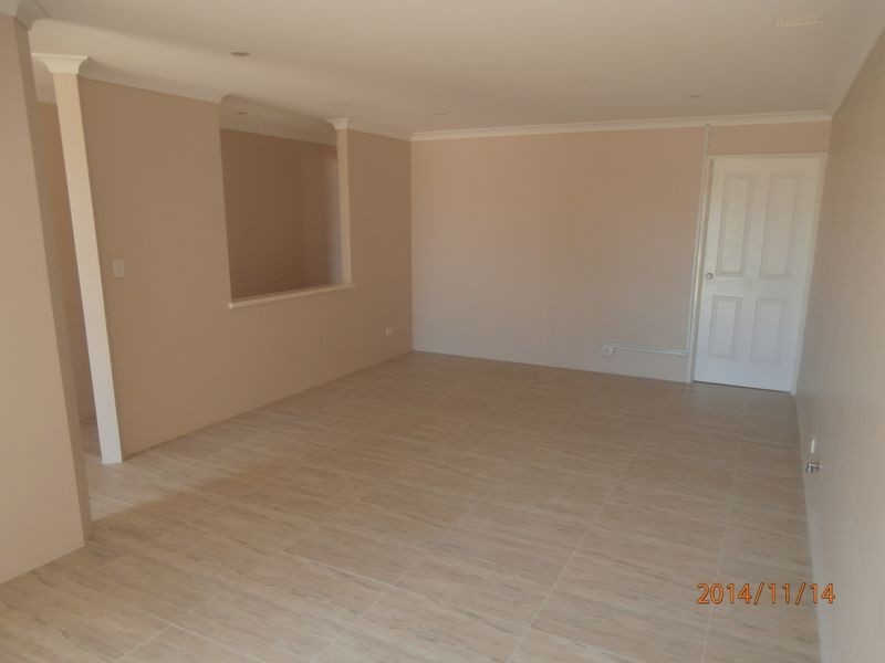 8 Ellery Court, Success WA 6164