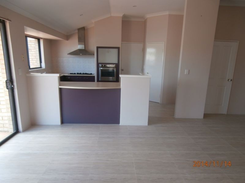 8 Ellery Court, Success WA 6164