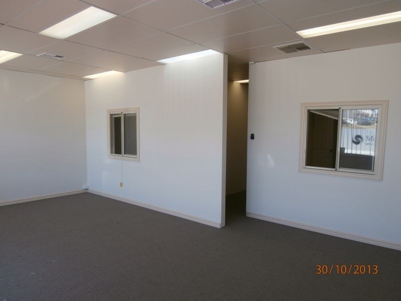 2 / 235 Rockingham Road, Spearwood WA 6163