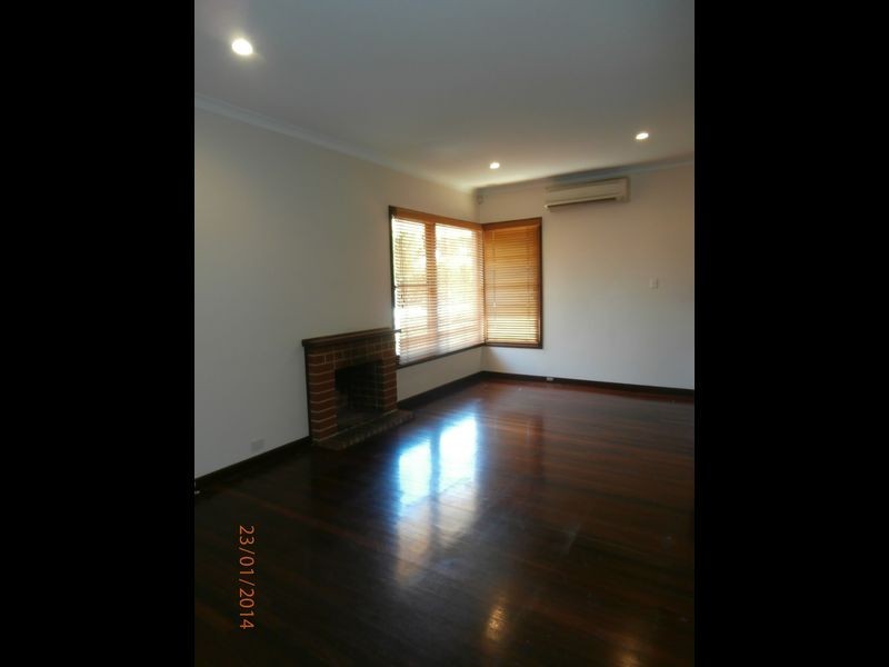 19 Radney Street, Willagee WA 6156
