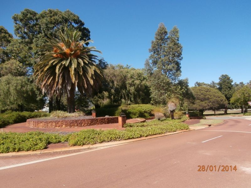 24 Mandala Crescent, Bateman WA 6150