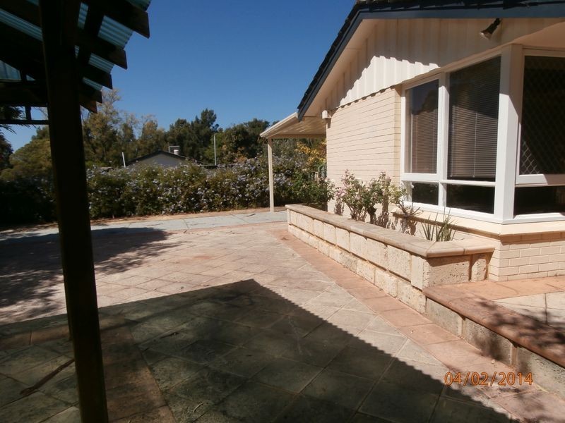 24 Mandala Crescent, Bateman WA 6150
