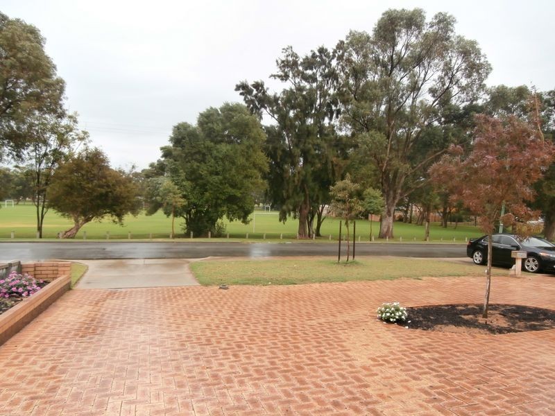 52 Sussex Street, Spearwood WA 6163