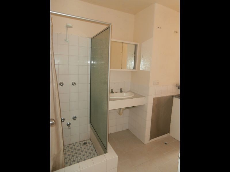 8 83    Phoenix Road, Spearwood WA 6163