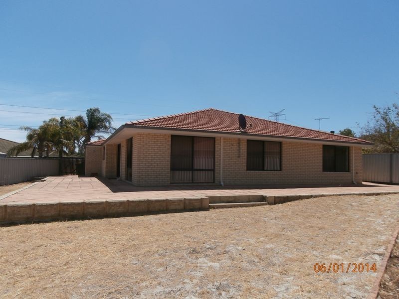 8 Ellery Court, Success WA 6164