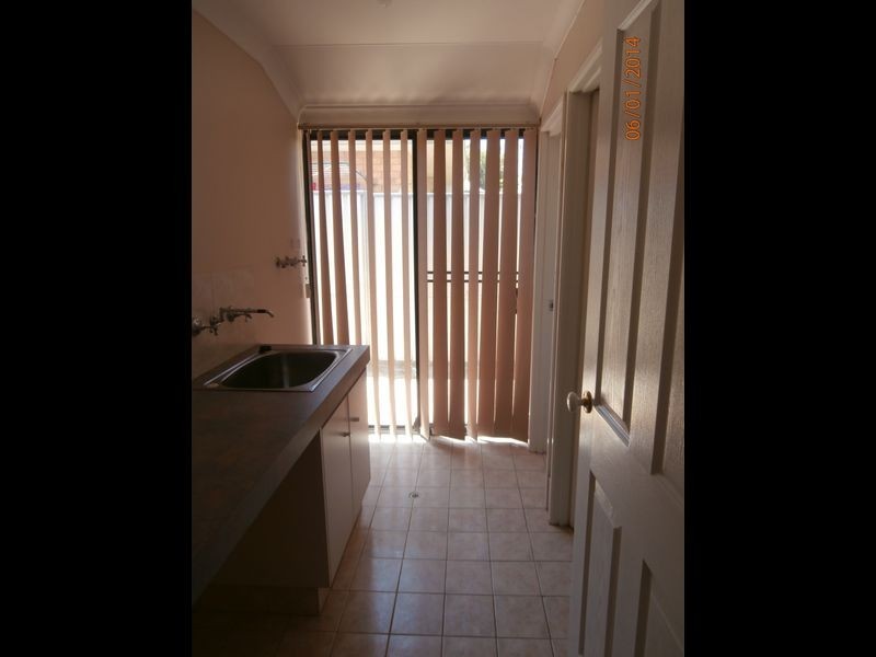 8 Ellery Court, Success WA 6164