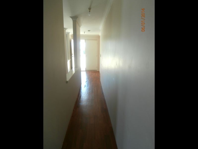 8 Ellery Court, Success WA 6164