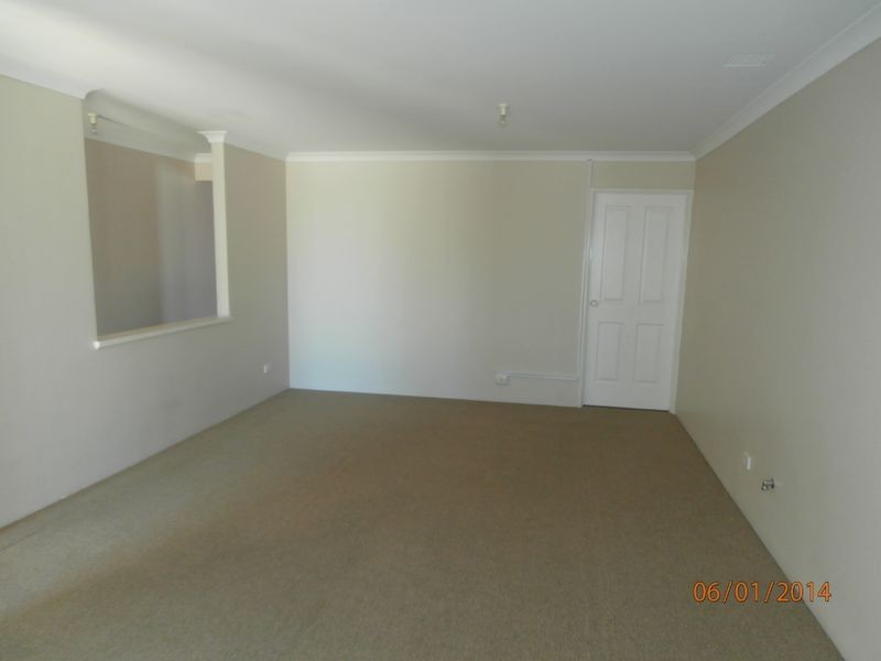 8 Ellery Court, Success WA 6164