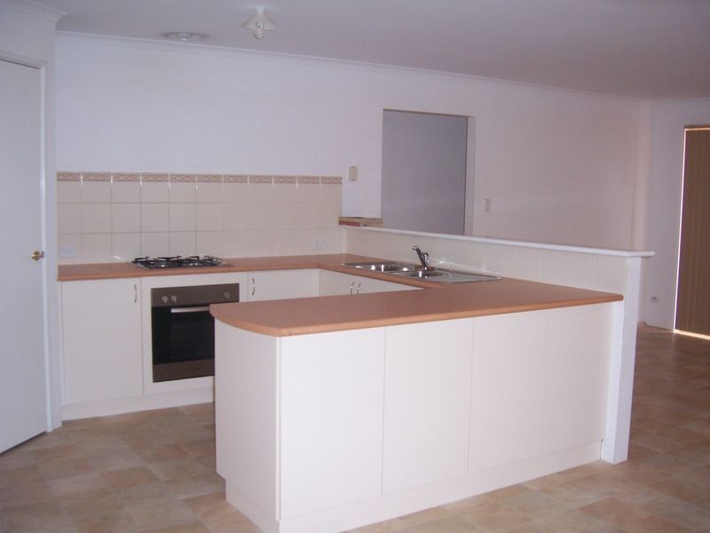 46b Sawle Road, Hamilton Hill WA 6163