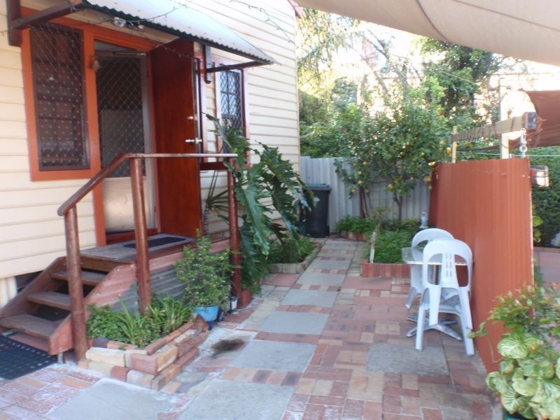 89b Wray Avenue, Fremantle WA 6160
