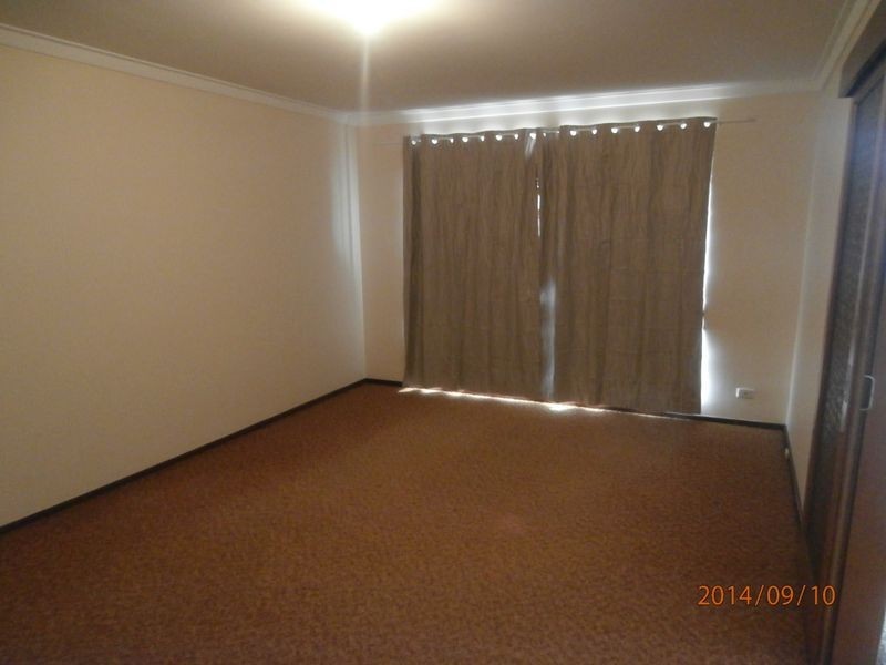 8 Buchan Close, Spearwood WA 6163