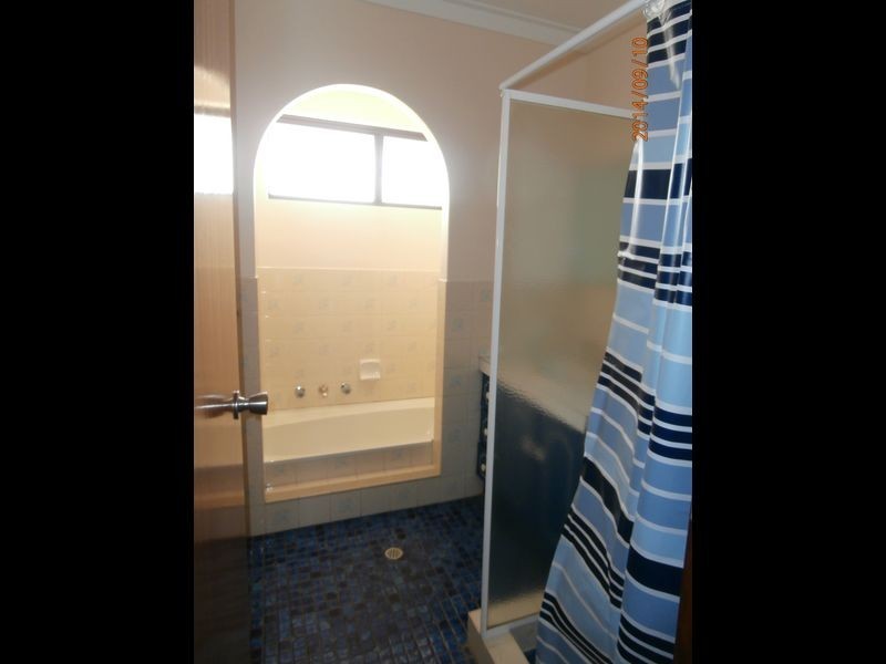 8 Buchan Close, Spearwood WA 6163