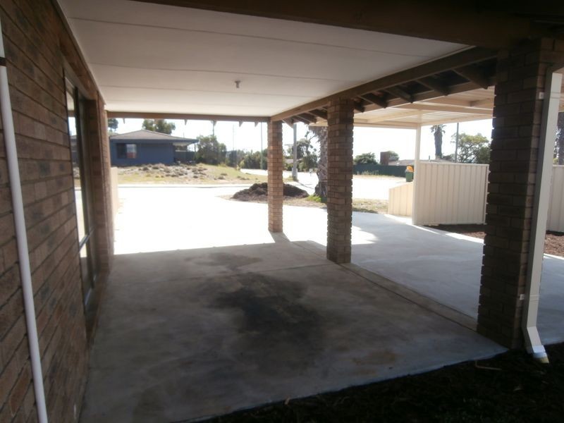 1 Plover Drive, Yangebup WA 6164
