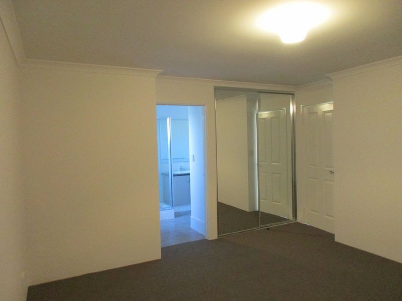 13 Doolette Street, Spearwood WA 6163