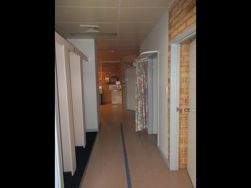 4/235 Rockingham Road, Spearwood WA 6163