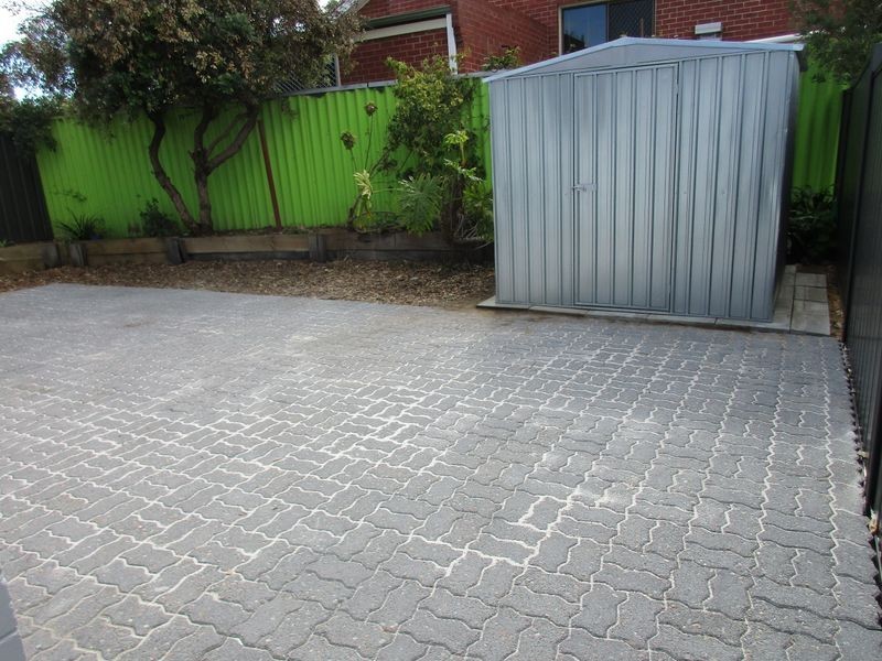 2 Halstead Street, Hamilton Hill WA 6163