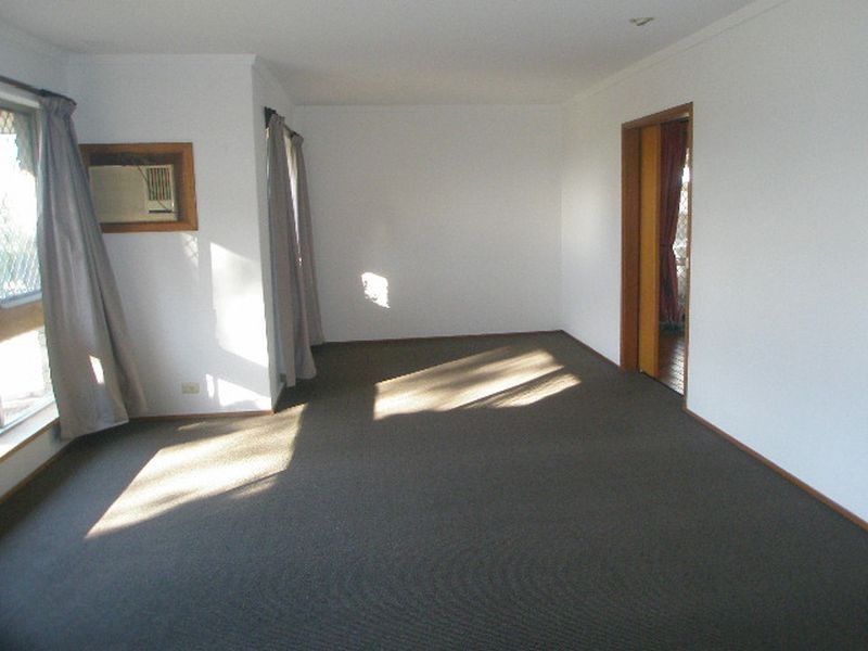 25 Claygate Road, Hamilton Hill WA 6163