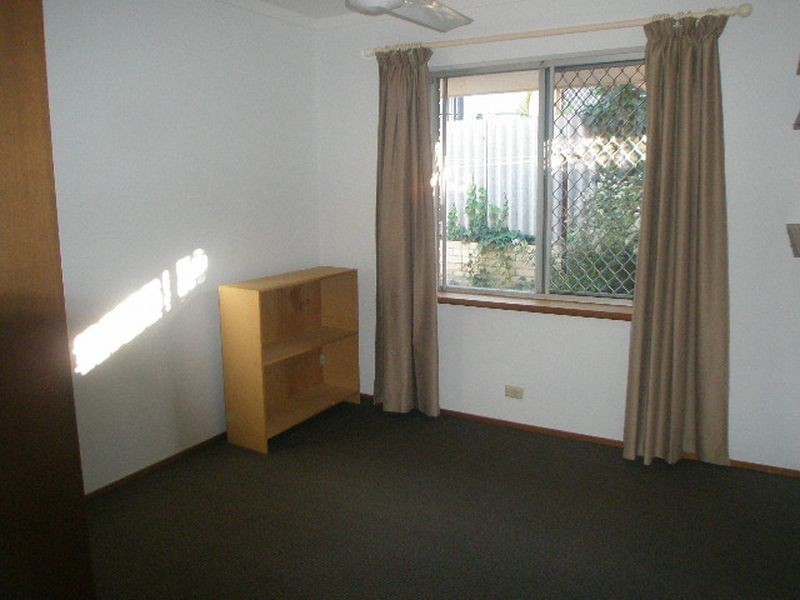 25 Claygate Road, Hamilton Hill WA 6163