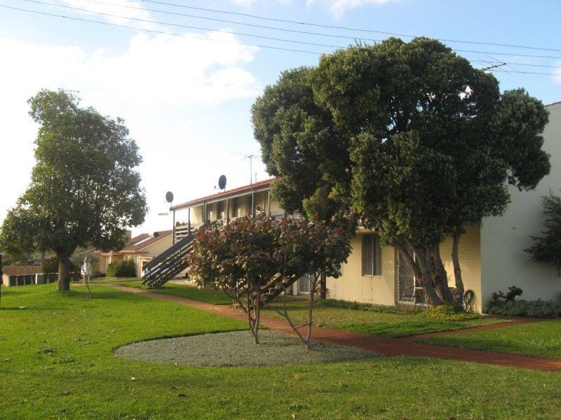 40/19 Blackwood Avenue, Hamilton Hill WA 6163