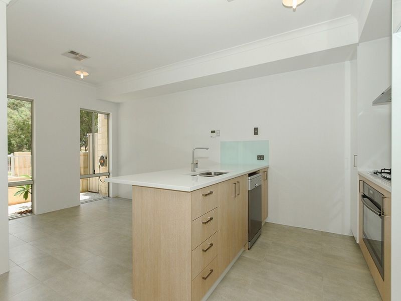 10 Pecorino Lane, Spearwood WA 6163