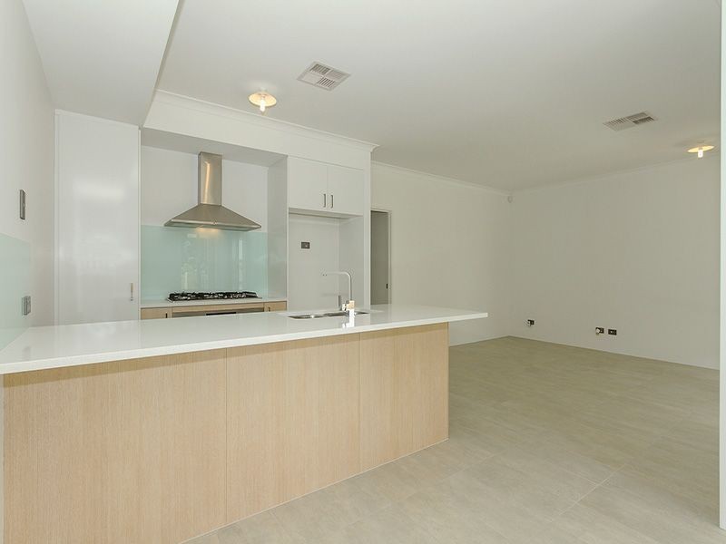 10 Pecorino Lane, Spearwood WA 6163