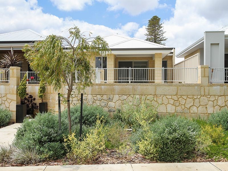 10 Pecorino Lane, Spearwood WA 6163