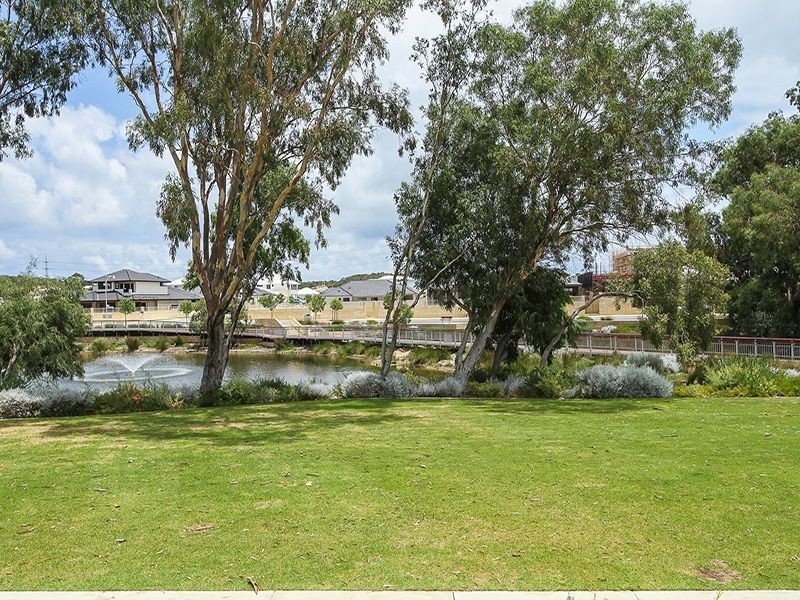 10 Pecorino Lane, Spearwood WA 6163