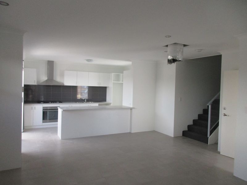 3/33 Freeth Road, Spearwood WA 6163