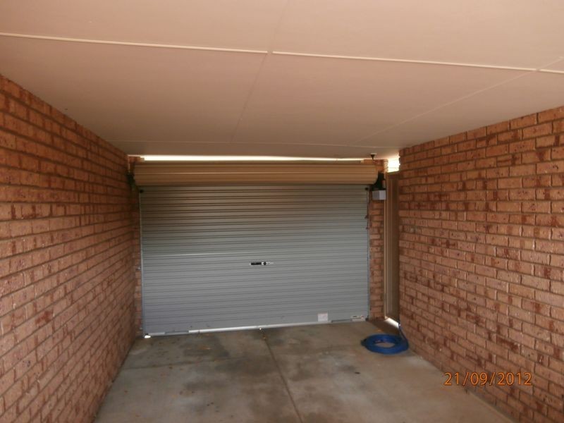 8a Moennich Court, Coolbellup WA 6163