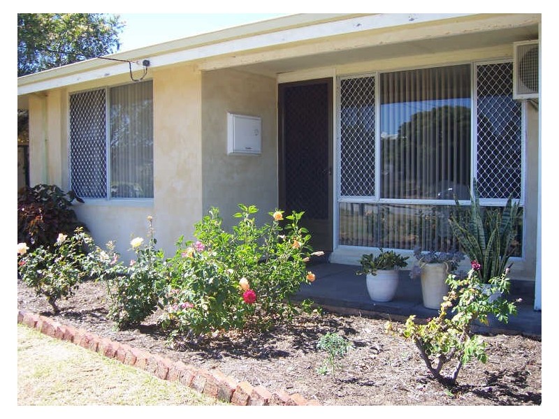 93 Jean Street, Beaconsfield WA 6162