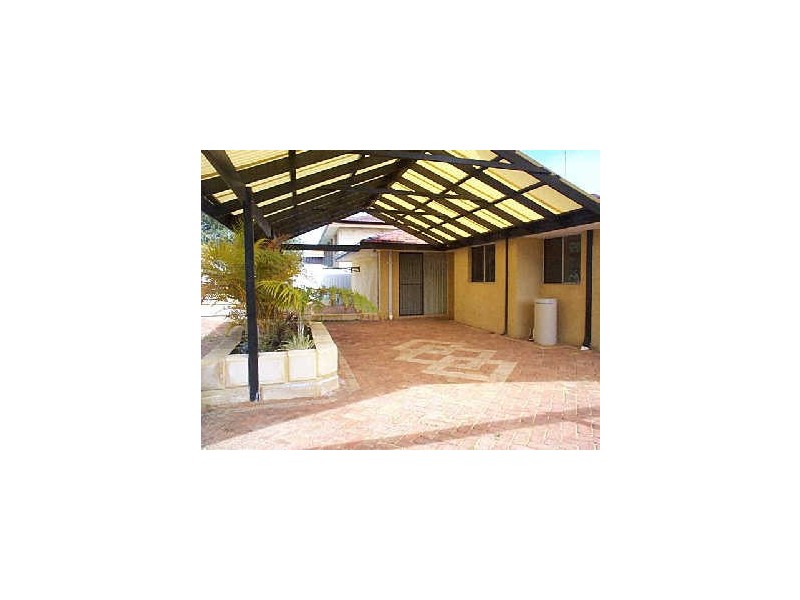 6 Steinbeck Place, Spearwood WA 6163