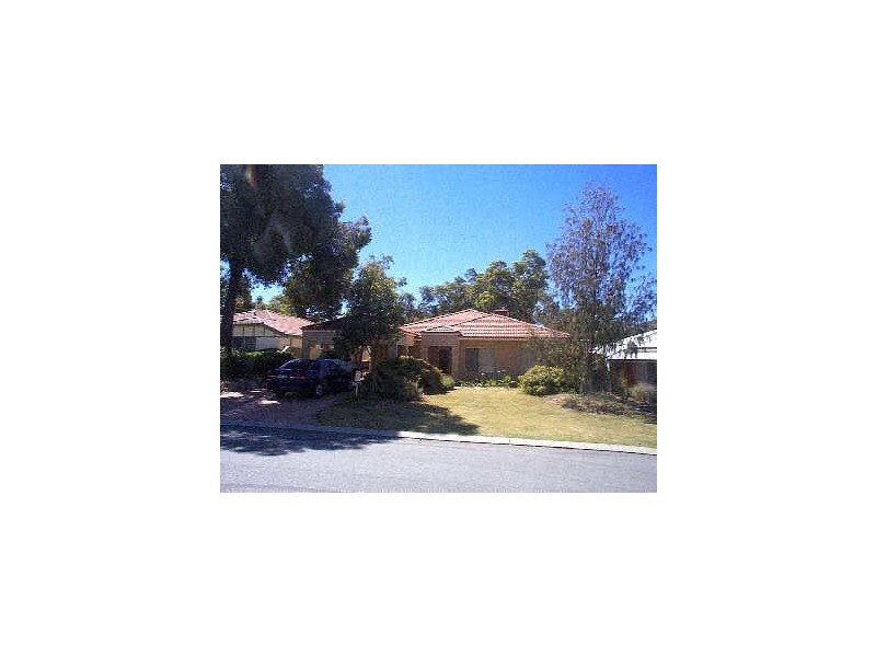 36 Paddington Court, Bibra Lake WA 6163