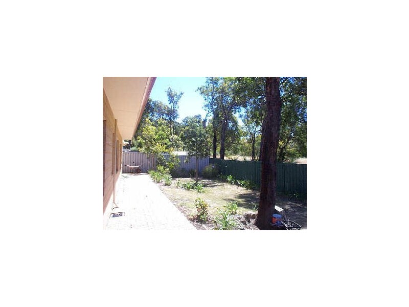 36 Paddington Court, Bibra Lake WA 6163