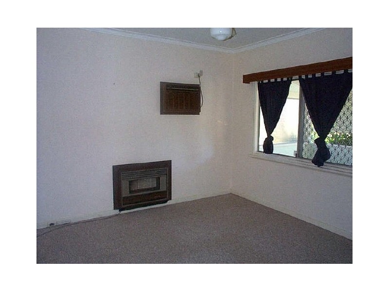 24 Starling Street, Hamilton Hill WA 6163