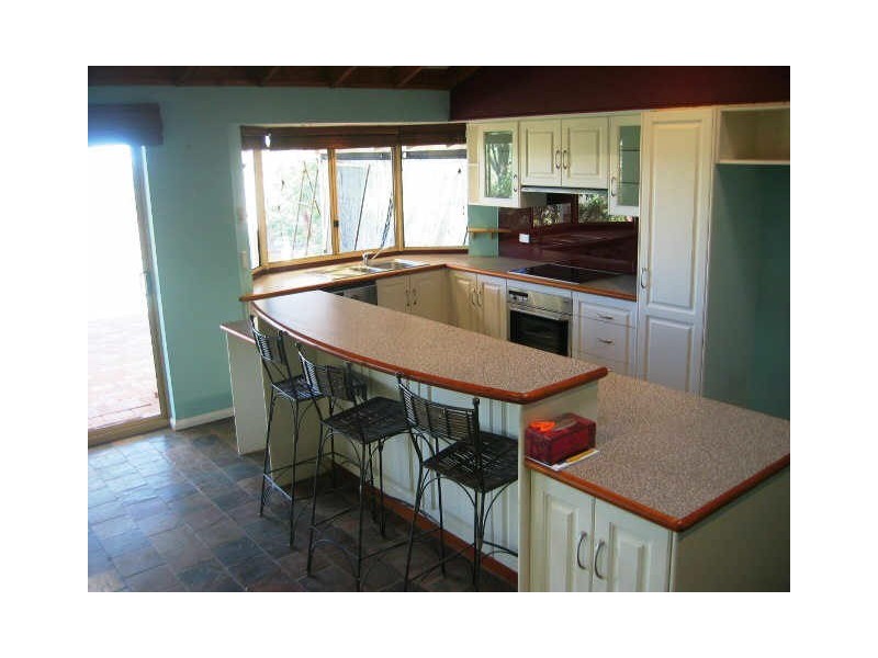 11 Mann Place, Roleystone WA 6111